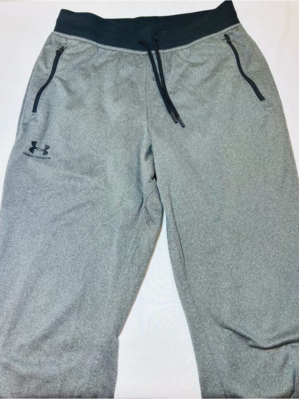 Under Armour Women’s Gray Sweatpants Loose Fit Tapered Leg Black Trim Size M